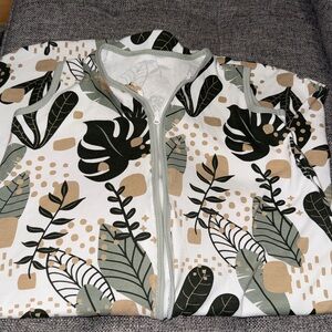 Yoofoss plant print unisex 18-24 sleep sack size large 100% cotton